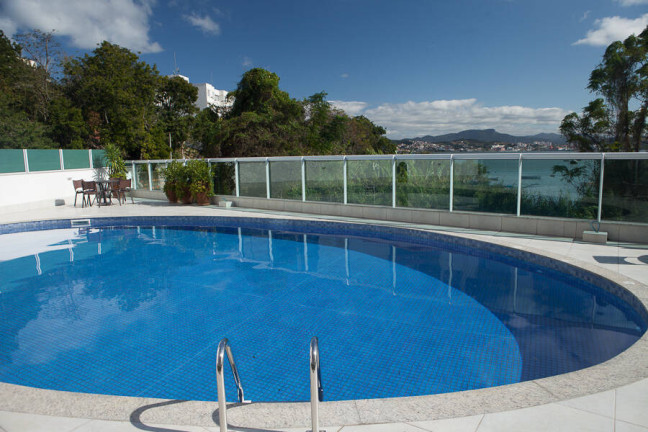 Apartamento com 3 Quartos à Venda, 137 m² em Abraão - Florianópolis