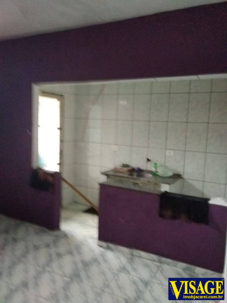 Casa com 2 Quartos à Venda,  em Bandeira Branca I - Jacareí