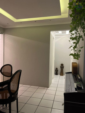 Imagem Apartamento com 3 Quartos à Venda, 75 m²