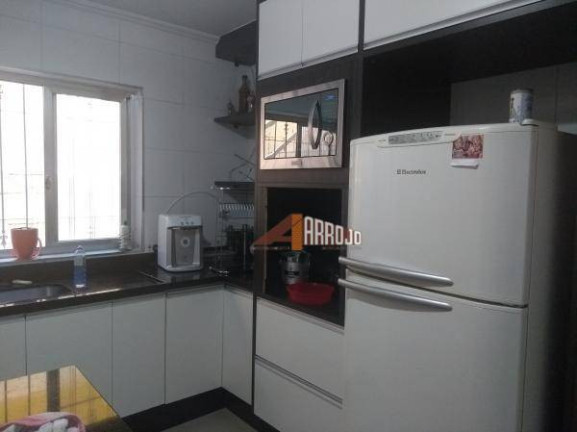 Sobrado com 2 Quartos à Venda, 235 m² em Vila Constança - São Paulo