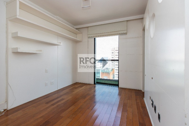 Imagem Imóvel com 4 Quartos à Venda, 255 m² em Indianópolis - São Paulo