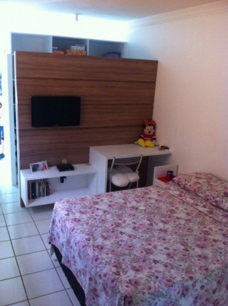 Imagem Casa com 4 Quartos à Venda, 220 m² em Lagoa Nova - Natal Imagem Casa com 4 Quartos à Venda, 220 m² em Lagoa Nova - Natal