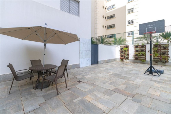 Imagem Apartamento com 2 Quartos à Venda, 104 m² em Moema - São Paulo