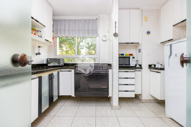 Imagem Apartamento com 3 Quartos à Venda, 223 m² em Jardim Paulista - São Paulo