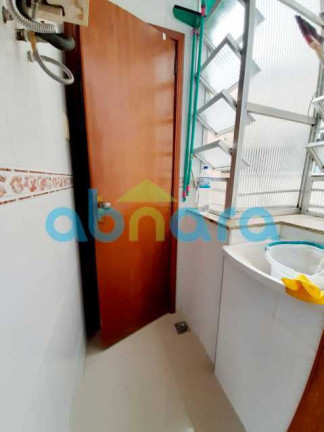 Imagem Apartamento com 2 Quartos à Venda, 70 m² em Copacabana - Rio De Janeiro