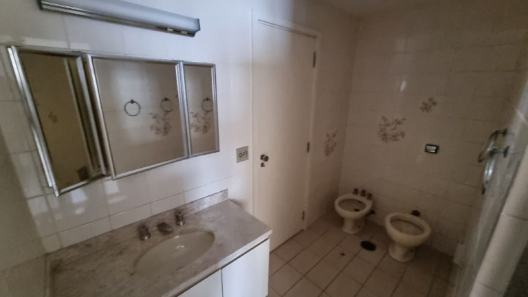 Imagem Apartamento com 3 Quartos à Venda, 115 m² em Pitangueiras - Guarujá Imagem Apartamento com 3 Quartos à Venda, 115 m² em Pitangueiras - Guarujá
