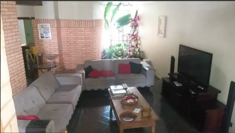 Imagem Casa com 3 Quartos à Venda, 630 m² em Vila Bastos - Santo André