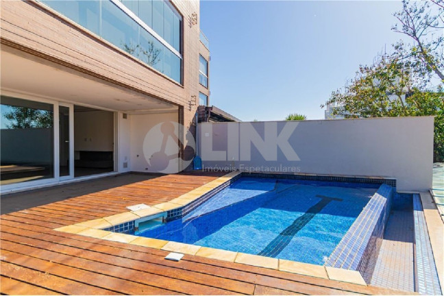 Imagem Apartamento com 3 Quartos à Venda, 315 m² em Cristal - Porto Alegre Imagem Apartamento com 3 Quartos à Venda, 315 m² em Cristal - Porto Alegre