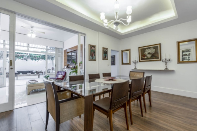 Imagem Casa com 3 Quartos à Venda, em Jardim Paulista - São Paulo Imagem Casa com 3 Quartos à Venda, em Jardim Paulista - São Paulo