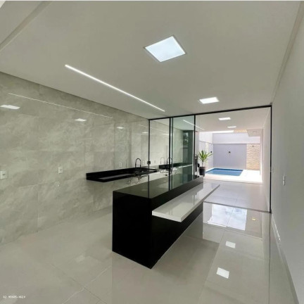 Imagem Casa com 3 Quartos à Venda, 300 m² em Residencial Humaitá - Goiânia Imagem Casa com 3 Quartos à Venda, 300 m² em Residencial Humaitá - Goiânia