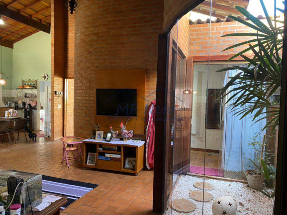 Imagem Casa com 3 Quartos à Venda, 251 m² em Jardim Rosim - Pirassununga