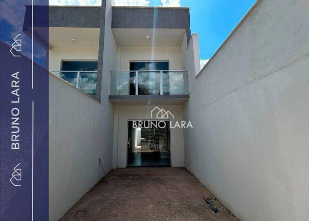 Casa com 2 Quartos à Venda, 61 m² em Tiradentes - Betim
