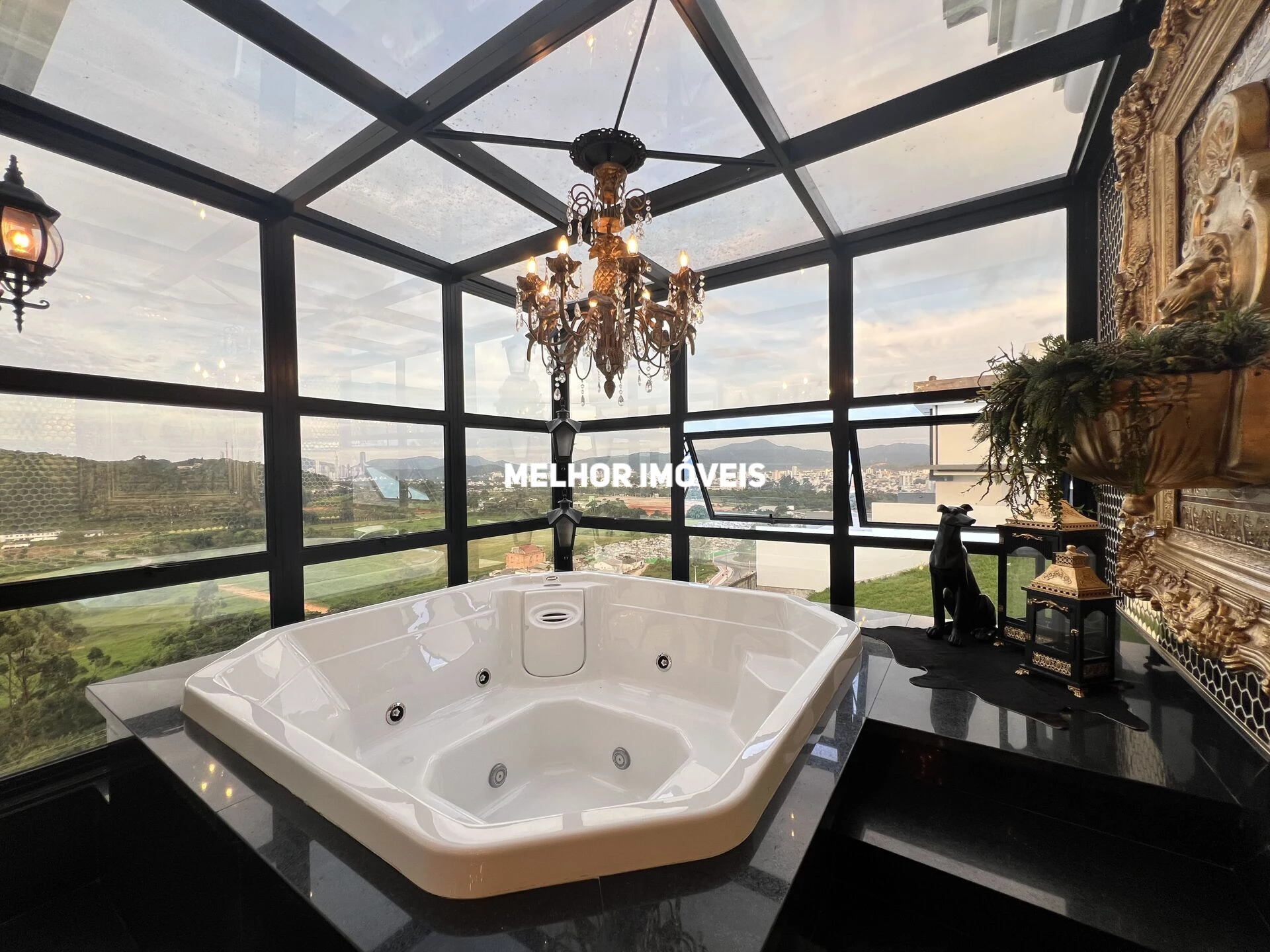 Imagem Casa de Condomínio com 4 Quartos à Venda, 343 m² em Centro - Camboriú