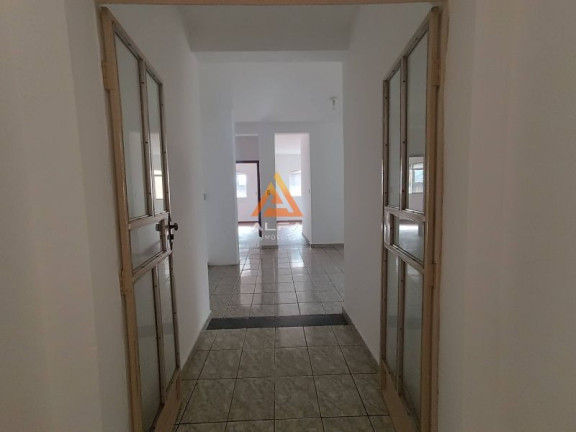 Imagem Casa com 3 Quartos à Venda, 192 m²
