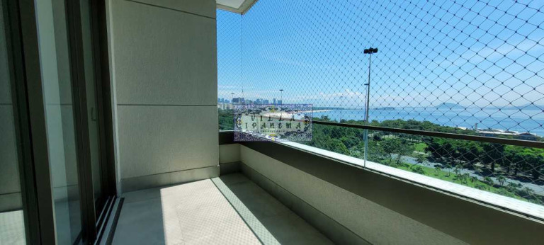 Imagem Apartamento com 3 Quartos à Venda, 147 m² em Flamengo - Rio De Janeiro Imagem Apartamento com 3 Quartos à Venda, 147 m² em Flamengo - Rio De Janeiro