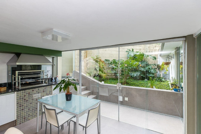 Imagem Casa com 3 Quartos à Venda, 600 m² em Jardim Marajoara - São Paulo Imagem Casa com 3 Quartos à Venda, 600 m² em Jardim Marajoara - São Paulo