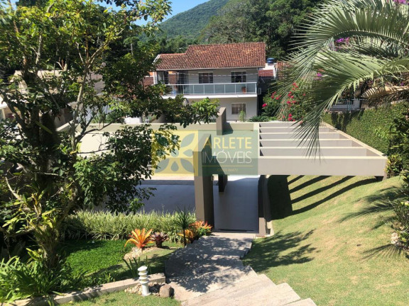 Imagem Casa com 2 Quartos à Venda, 280 m² em Centro - Porto Belo Imagem Casa com 2 Quartos à Venda, 280 m² em Centro - Porto Belo