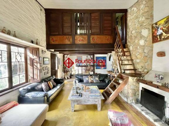 Imagem Casa de Condomínio com 3 Quartos à Venda, 4 m² em Moinho Velho - Embu Das Artes