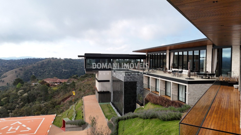Imagem Casa com 11 Quartos à Venda, 2.460 m² em Região De Descansópolis - Campos Do Jordão Imagem Casa com 11 Quartos à Venda, 2.460 m² em Região De Descansópolis - Campos Do Jordão