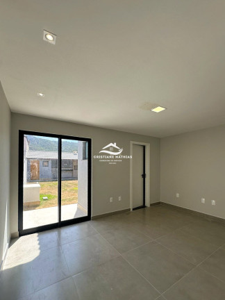 Imagem Casa com 2 Quartos à Venda, 79 m² em Praia De Itaipuaçu (itaipuaçu) - Maricá Imagem Casa com 2 Quartos à Venda, 79 m² em Praia De Itaipuaçu (itaipuaçu) - Maricá