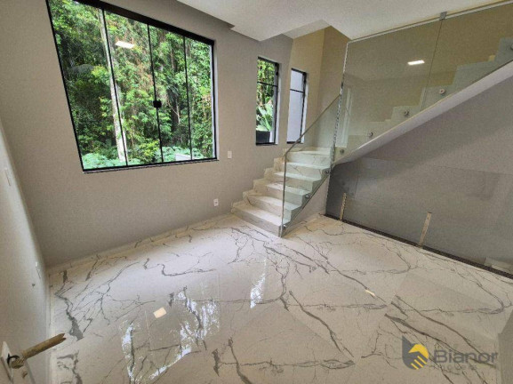 Imagem Casa com 3 Quartos à Venda, 143 m² em água Verde - Blumenau Imagem Casa com 3 Quartos à Venda, 143 m² em água Verde - Blumenau