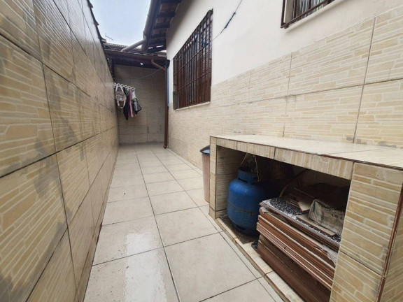 Imagem Casa com 2 Quartos à Venda, 68 m² em Guilhermina - Praia Grande