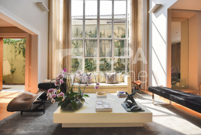 Imagem Casa com 4 Quartos à Venda, 500 m² em Fazenda Morumbi - São Paulo Imagem Casa com 4 Quartos à Venda, 500 m² em Fazenda Morumbi - São Paulo
