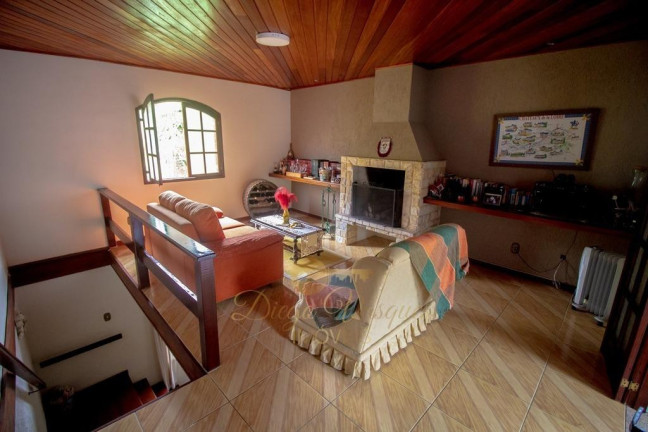 Imagem Casa com 2 Quartos à Venda, 200 m² em Carlos Guinle - Teresópolis Imagem Casa com 2 Quartos à Venda, 200 m² em Carlos Guinle - Teresópolis