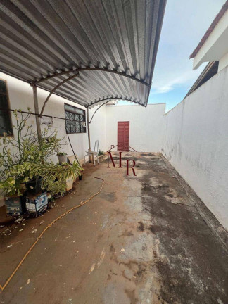 Imagem Casa com 3 Quartos à Venda, 139 m² em Jardim Marin - Votuporanga