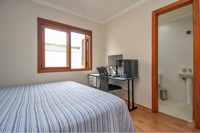 Imagem Casa com 2 Quartos à Venda, 102 m² em Serraria - Porto Alegre