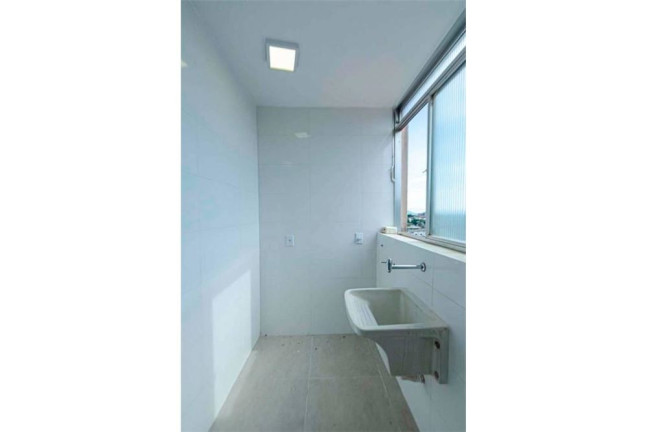 Imagem Apartamento com 2 Quartos à Venda, 50 m² em Campo Grande - Rio De Janeiro Imagem Apartamento com 2 Quartos à Venda, 50 m² em Campo Grande - Rio De Janeiro
