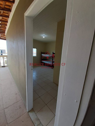 Imagem Casa com 9 Quartos à Venda, 300 m² em Foguete - Cabo Frio Imagem Casa com 9 Quartos à Venda, 300 m² em Foguete - Cabo Frio