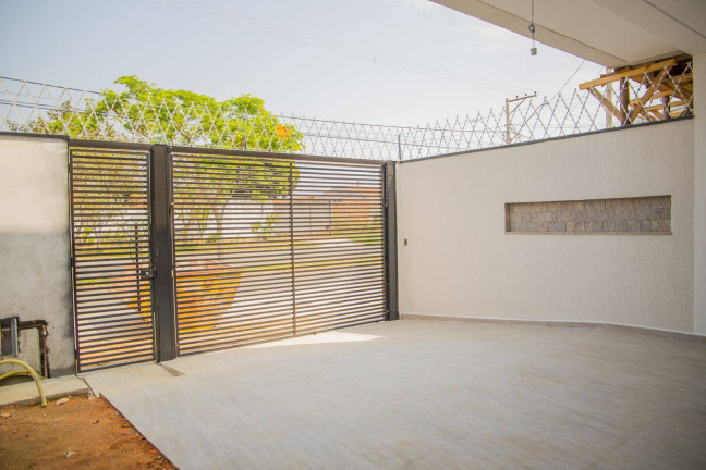 Imagem Sobrado com 3 Quartos à Venda,  em Jardim Oásis - Taubaté