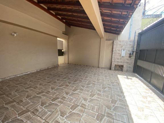 Imagem Casa com 4 Quartos à Venda, 200 m² em São Francisco - Campo Grande Imagem Casa com 4 Quartos à Venda, 200 m² em São Francisco - Campo Grande