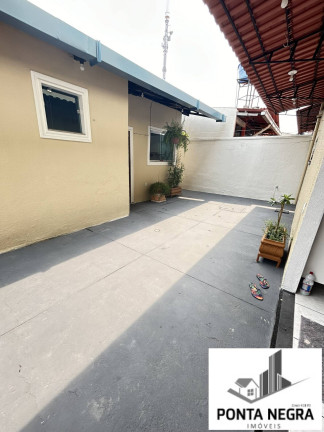 Imagem Casa com 4 Quartos à Venda, 229 m² em Flores - Manaus