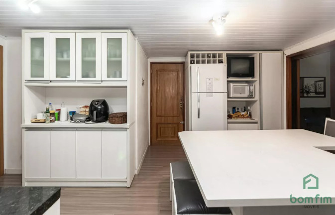 Imagem Apartamento com 3 Quartos à Venda, 109 m² em Centro Histórico - Porto Alegre Imagem Apartamento com 3 Quartos à Venda, 109 m² em Centro Histórico - Porto Alegre