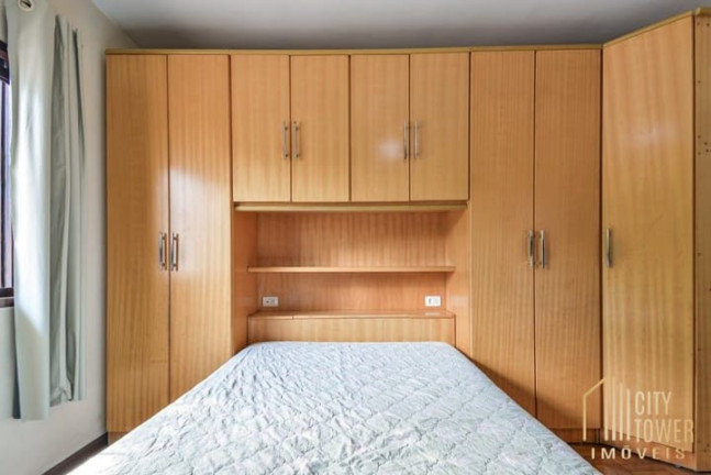 Imagem Casa com 4 Quartos à Venda, 242 m² em Moema - São Paulo