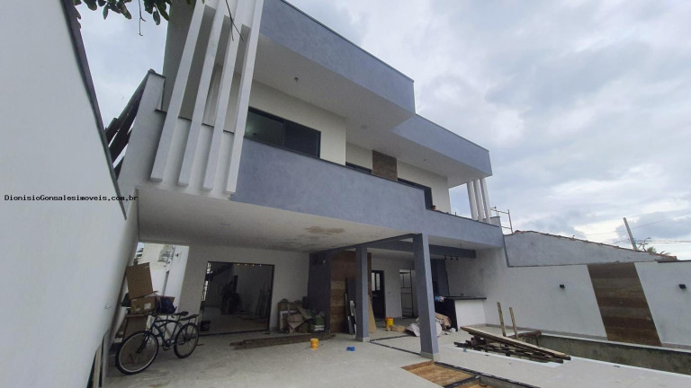 Casa com 4 Quartos à Venda, 253 m² em Cidade Nova Peruíbe - Peruíbe
