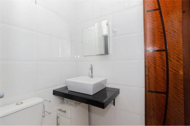 Imagem Sobrado com 2 Quartos à Venda, 66 m² em Vila Ré - São Paulo