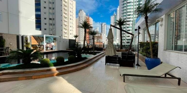 Apartamento com 3 Quartos à Venda, 134 m² em Pioneiros - Balneário Camboriú