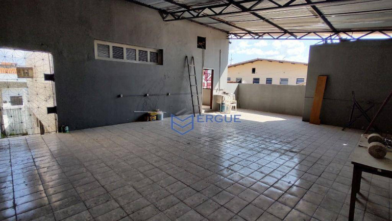 Imagem Casa com 2 Quartos à Venda, 294 m² em Montese - Fortaleza