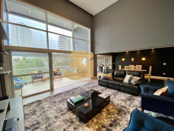 Apartamento com 4 Quartos à Venda, 243 m² em Morumbi - São Paulo