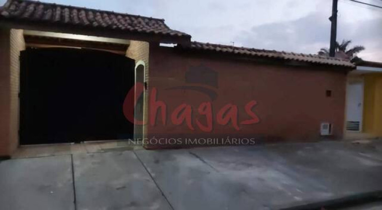 Imagem Casa com 3 Quartos à Venda, 300 m² em Praia Das Palmeiras - Caraguatatuba Imagem Casa com 3 Quartos à Venda, 300 m² em Praia Das Palmeiras - Caraguatatuba