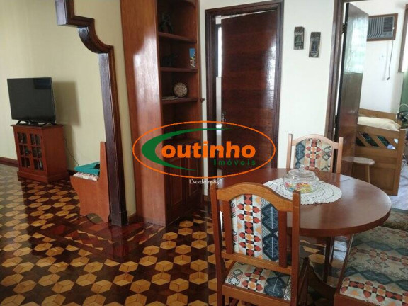 Imagem Casa com 5 Quartos à Venda, 224 m² em Vila Isabel - Rio De Janeiro Imagem Casa com 5 Quartos à Venda, 224 m² em Vila Isabel - Rio De Janeiro