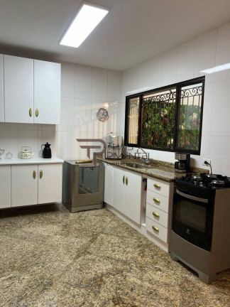 Imagem Casa com 4 Quartos à Venda, 354 m² em Centro - Osasco