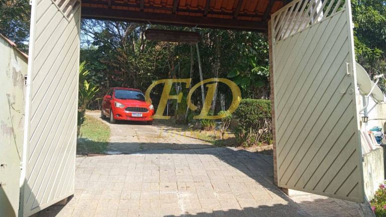 Imagem Chácara com 3 Quartos à Venda, 1.000 m² em Igaratá Imagem Chácara com 3 Quartos à Venda, 1.000 m² em Igaratá