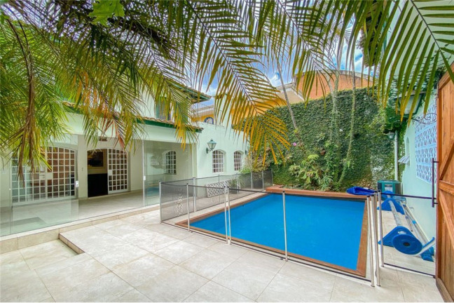 Imagem Casa com 3 Quartos à Venda,  em Morumbi - São Paulo