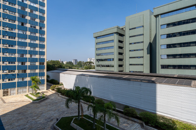 Imagem Apartamento com 3 Quartos à Venda, 79 m² em Cabral - Curitiba