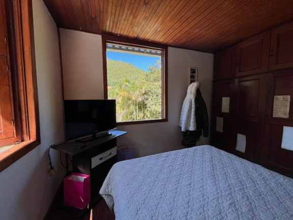 Imagem Casa com 10 Quartos à Venda, 327 m² em Albuquerque - Teresópolis Imagem Casa com 10 Quartos à Venda, 327 m² em Albuquerque - Teresópolis