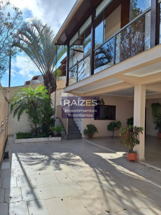 Imagem Casa com 3 Quartos à Venda, 250 m² em Bragança Paulista